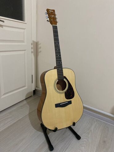 Гитары: "YAMAHA F600" Срочно продаётся акустическая гитара 41 размер Ямаха
