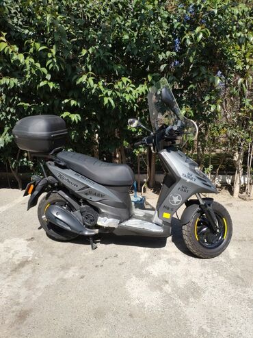 Mopedlər,skuterlər: - PIAGGIO 125 sm3, 2014 il, 8400 km — 7