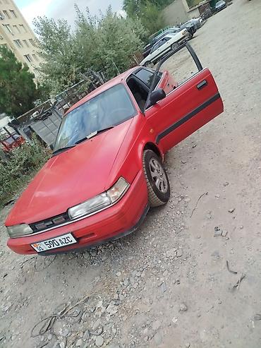 mazda авто: Mazda 626: 1989 г., 2.2 л, Автомат, Бензин, Хэтчбэк — 3
