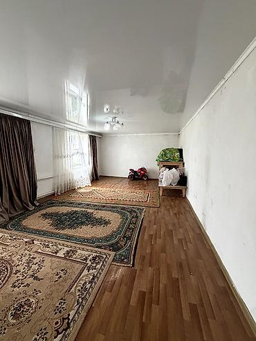 Продажа коттеджей и домов: 🏡 Продается двухуровневый дом в Сокулуке! 📍 Отличное расположение — at lalafo.kg — 10 Продажа коттеджей и домов: 🏡 Продается двухуровневый дом в Сокулуке! 📍 Отличное расположение — — 10