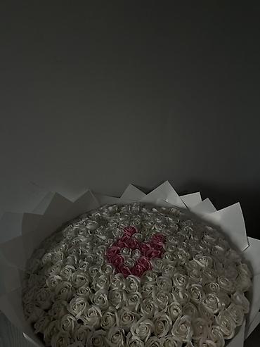 цветы розы ош: 🌹 201 роза — всего 4000 сом! 🤍 Мыльные и тканевые цветы — выглядят — 2