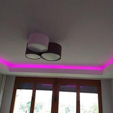 Rasveta: VODOOTPORNA ROZA LED TRAKA 12V Opis: Silikonska Pink (roza) LED traka — 13