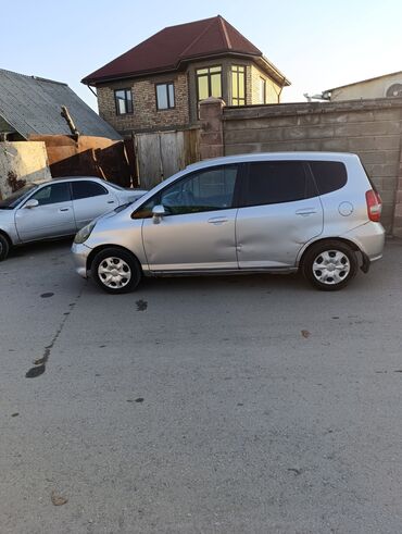 таблетка хонда фит: Honda Fit: 2002 г., 1.3 л, Вариатор, Бензин, Хетчбек