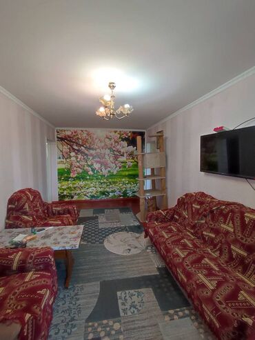 офис в жилом доме: 3 комнаты, 58 м², 104 серия, 4 этаж, Косметический ремонт