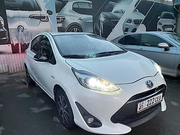 jac s7: Toyota Prius C: 2018 г., 1.5 л, Вариатор, Гибрид, Хэтчбэк — 1