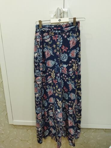 Gündəlik donlar: Bütün geyimlər S olcudur. hamısı çox az geyinilib. her biri 5 azn — 10