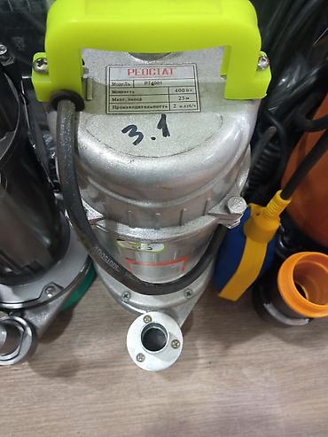 Насосы: Погружной водяной насос с оранжевым корпусом предназначен для — 6