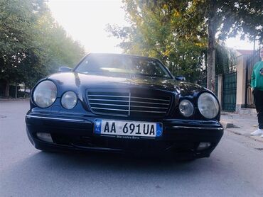 Mercedes-Benz: Mercedes-Benz E 200: 2.2 l. | 2002 έ. Λιμουζίνα — 4