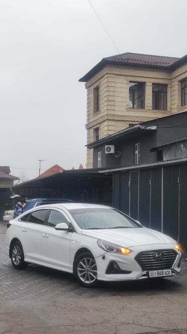 Hyundai: Hyundai Sonata: 2018 г., 2 л, Автомат, Газ, Седан — 11