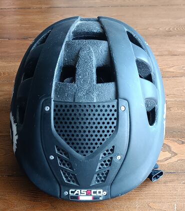 велосипедный фонарь: Велосипедный шлем.
Размер L 57-60 см
