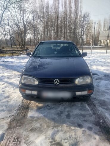 Volkswagen: Volkswagen Golf: 1993 г., 1.8 л, Механика, Бензин, Седан