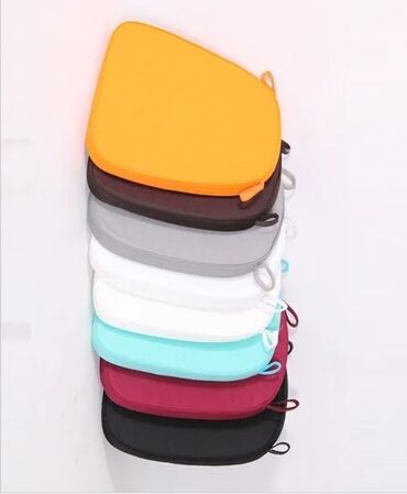 Stolice: Prodaja tiffany stolica U ponudi imamo: zlatne stolice sive stolice na lalafo.rs — 16 Stolice: Prodaja tiffany stolica U ponudi imamo: zlatne stolice sive stolice — 16