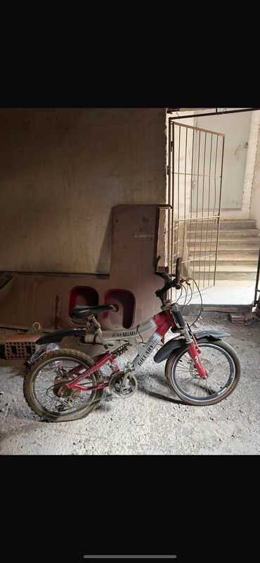 uşaq velsopedi: İşlənmiş İki təkərli Uşaq velosipedi Giant, 20", sürətlərin sayı: 7, Ünvandan götürmə