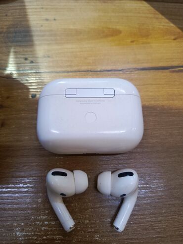 airpods ikinci el: İşlənmiş Simsiz (Bluetooth) Qulaqcıqlar, Apple