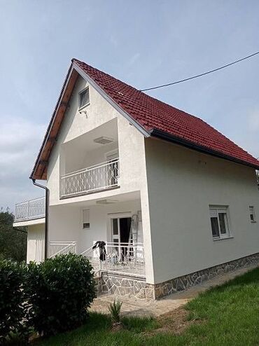 Kuće na prodaju: 180 kv. m, 3 sobe — 2