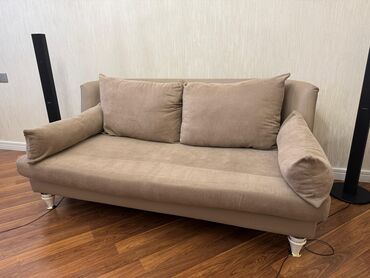 Mebel: Divan, İşlənmiş, Çatdırılma yoxdur