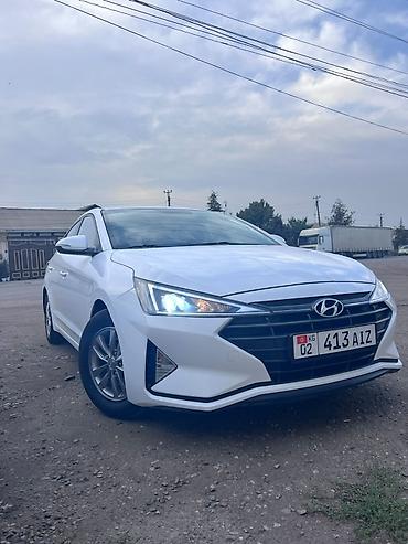 Hyundai Avante: 2018 г., 1.6 л, Автомат, Газ, Седан