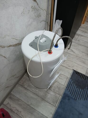 komputer format qiymeti: Su qızdırıcısı (elektrikli, akkumulasiya tipli) - Brend: de luxe -