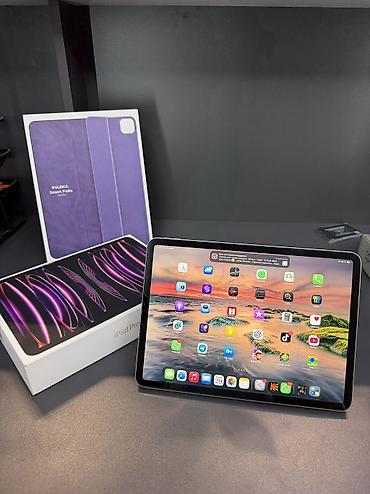 Планшеты: Планшет, Apple, память 128 ГБ, 10" - 11", Wi-Fi, Б/у, Классический цвет - Серебристый — 1