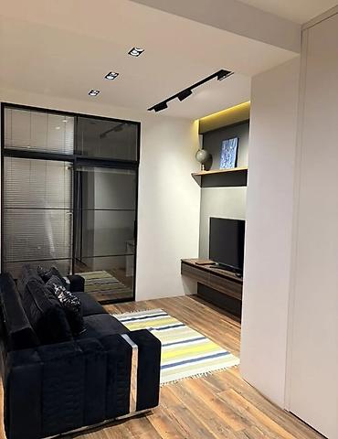 сто аренду: 🏡 СДАЕТСЯ ЕВРОТРЁШКА В РАЙОНЕ АСАНБАЯ ✨ 📍 Адрес: ул. Токомбаева — 2
