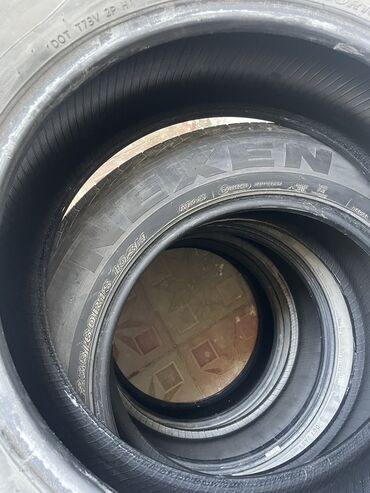 Təkərlər: İşlənmiş Şin Hankook 235 / 65 / R 17