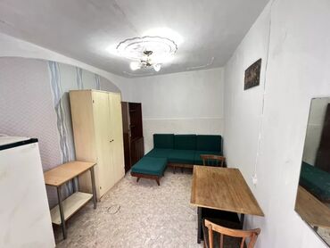 агенство кыргыз недвижимость: 10 м², 1 комната, Утепленный, Забор, огорожен