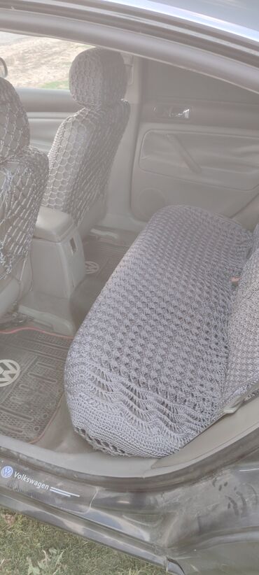 Volkswagen: Volkswagen Passat: 1.8 l | 2001 il Sedan — 7