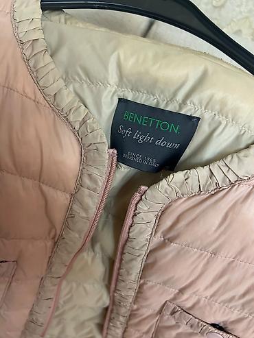 qadin ucun kurtkalar: Benetton “Soft Light Down” qadın yüngül kurtka - Rəng: pudra/çəhrayı — 3