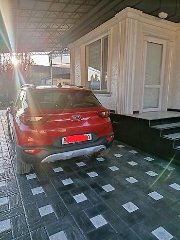 шилем: Kia Stonic: 2020 г., 1.4 л, Автомат, Бензин, Кроссовер — 2