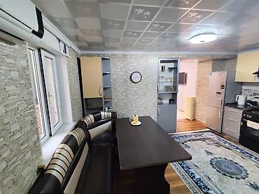 возле дороги: 2 комнаты, 41 м², 1 этаж — 4