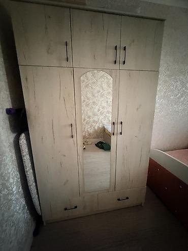 зеркальный комод: Шкаф купе, Б/у, С зеркалом, ЛДСП — 1