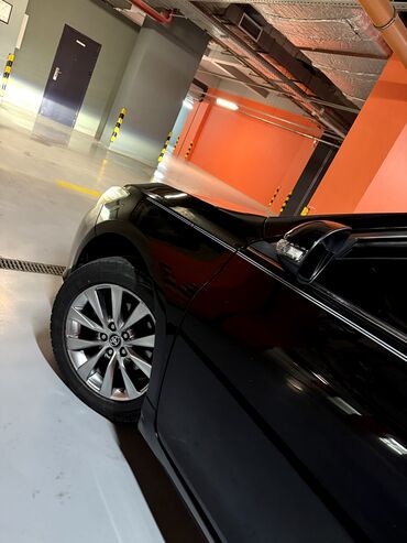 Toyota: Toyota Camry: 2017 г., 2.5 л, Автомат, Бензин, Седан — 10