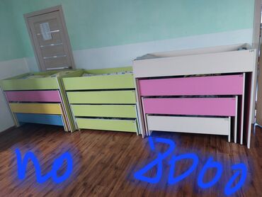 мебель кресло: Продаю мебель для садика! Кровати ярусные 2000за штуку Стульчики 400с