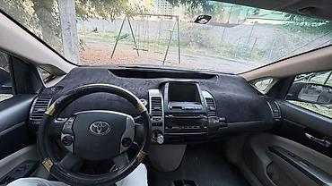 машина гибрид марки: Toyota Prius: 2005 г., 1.5 л, Автомат, Гибрид, Хэтчбэк — 5