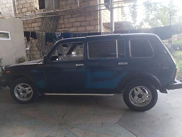 VAZ (LADA) 4x4 Niva: 1.7 l | Ofrouder/SUV