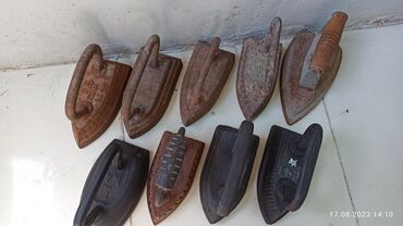 Əntiq əşyalar: Sovet dövründə istehsal olunan antikvar ütülər 10 manat