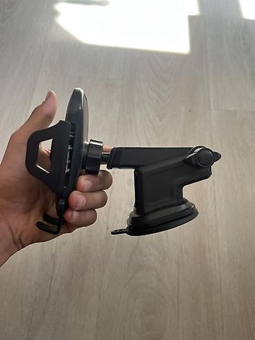 mobile stand: Автомобильный держатель для смартфона с присоской - Крепление: мощная — 4