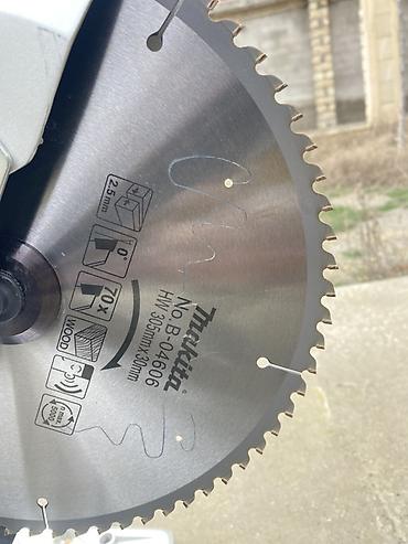 Uqlorezlər: Uqlarez mişar (künckəsən) Makita LS1219 (Demak olar istifadə — 10