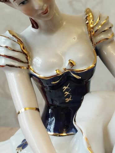 Heykəlciklər: 120 AZN Çexiyanın Porselen Balerina Fiquru. Zərləri getməyib təzə, heç — 4