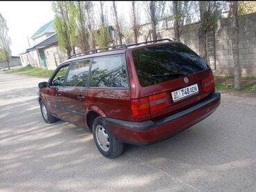 электромобил машина: Volkswagen Passat: 1992 г., 1.8 л, Механика, Бензин, Универсал