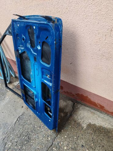 Auto delovi: Vrata prednja leva Lada 2107, Lada 2105,2104 Karavan. Vrata su ocuvana — 5