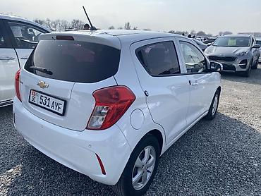 Chevrolet: Chevrolet Spark: 2019 г., 1 л, Вариатор, Бензин, Хэтчбэк — 5