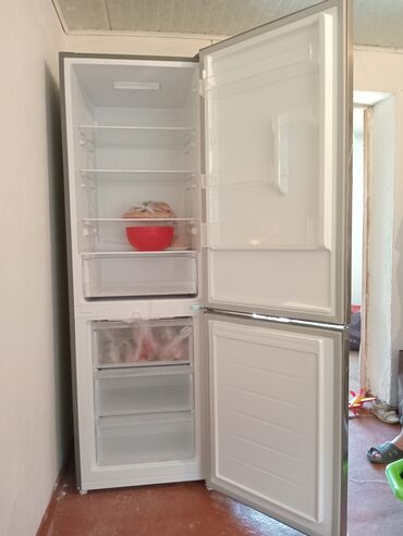 холодильни бу: Холодильник Avest, Б/у, Двухкамерный, 1 *