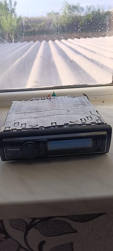 avto maqnitafon: Pioneer avto maqnitola (1-DIN) - Ön paneldə LCD ekran, səs səviyyəsi — 1