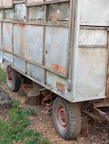 Тракторы МТЗ (Беларус): Трактор с кабиной, задним ведущим мостом и трехточечной навеской — 10