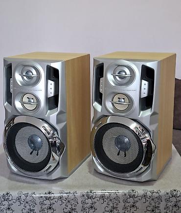 Музыкальные центры: Musiqi mərkəzi,dinamiklər.Kolonkalar "Pioneer".Əla vəziyyətdədir — 1