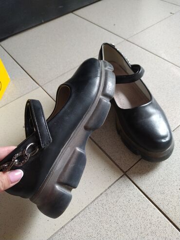 школьные туфли: Туфли Юг, 37.5, цвет - Черный