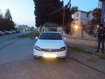 aveo chevrolet 2013: Daewoo Gentra: 1.5 л | 2013 г. Седан