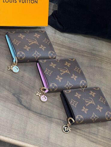 İdman çantaları: Deri brand koweloklar 35-45 azn -da lalafo.az — 4 İdman çantaları: Deri brand koweloklar 35-45 azn — 4