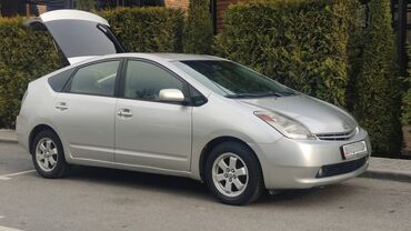 Toyota: Toyota Prius: 2005 г., 1.5 л, Автомат, Гибрид, Хэтчбэк